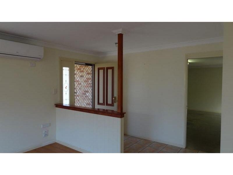 27 Spring Road, Kallangur QLD 4503