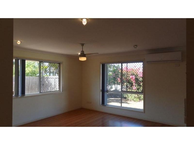 27 Spring Road, Kallangur QLD 4503