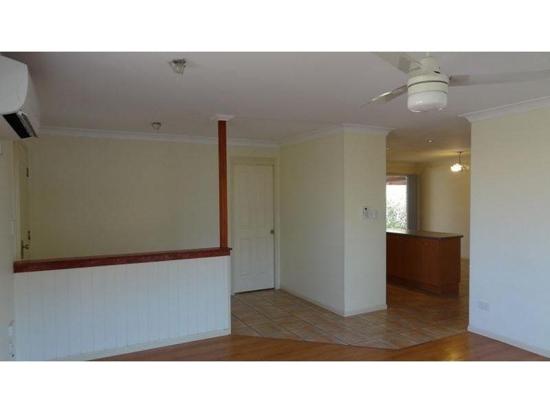 27 Spring Road, Kallangur QLD 4503