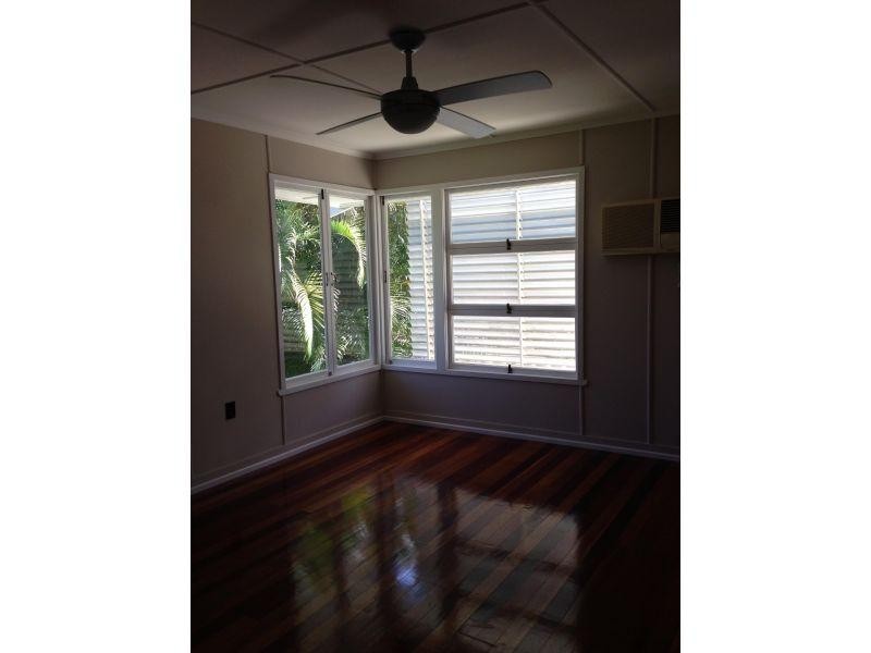 16 Benton Street, Acacia Ridge QLD 4110