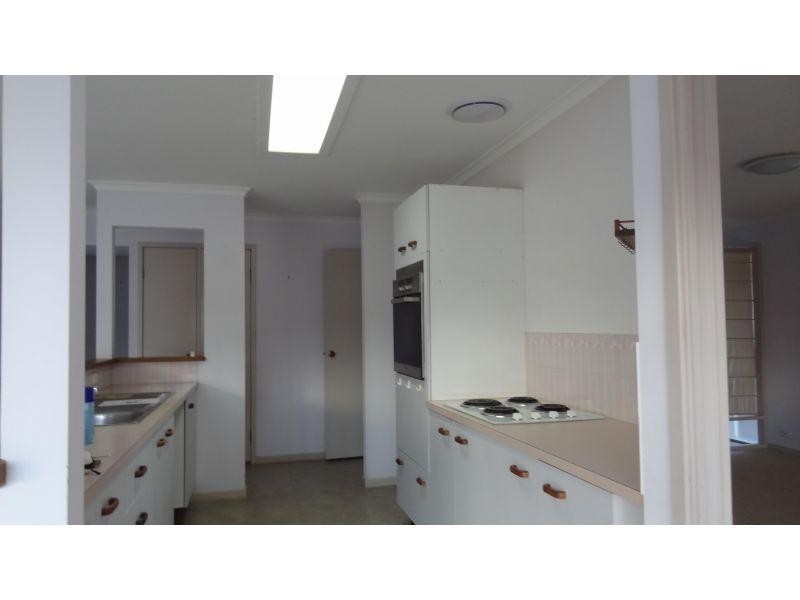 12 Trinity Court, Cleveland QLD 4163