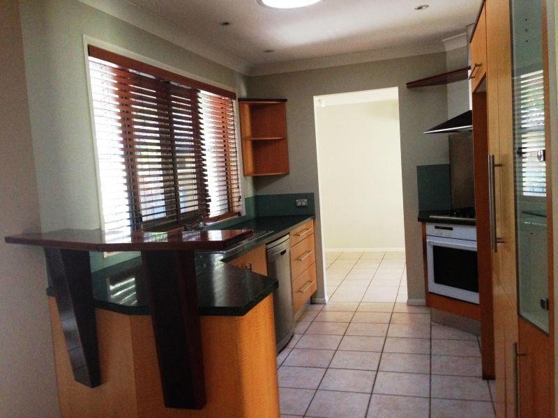 37 Olivia Drive, Carina QLD 4152