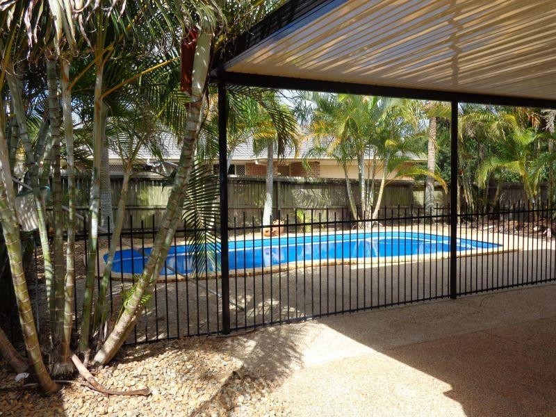 11 Horizon Place, Redland Bay QLD 4165
