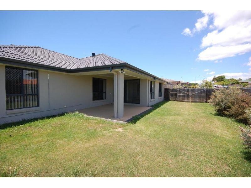 2 Montessa Street, Victoria Point QLD 4165