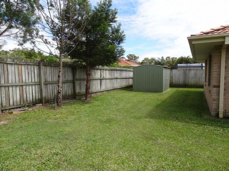 12 Babamande Street, Redland Bay QLD 4165