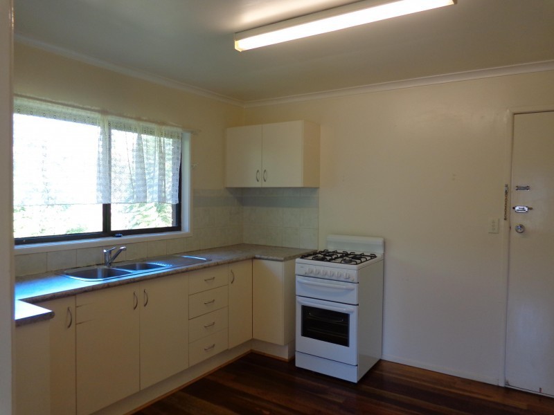 2/10 Roseglen Street, Greenslopes QLD 4120