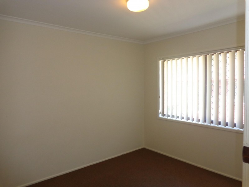 2/10 Roseglen Street, Greenslopes QLD 4120