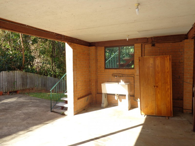 2/10 Roseglen Street, Greenslopes QLD 4120