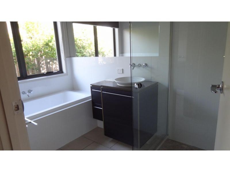 20 Nandina Court, Upper Coomera QLD 4209