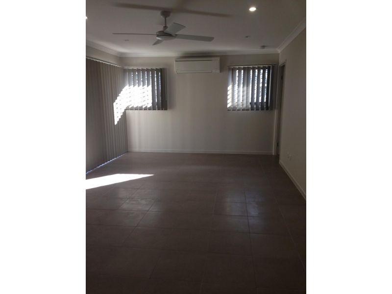 1/30 Toby Close, Kallangur QLD 4503