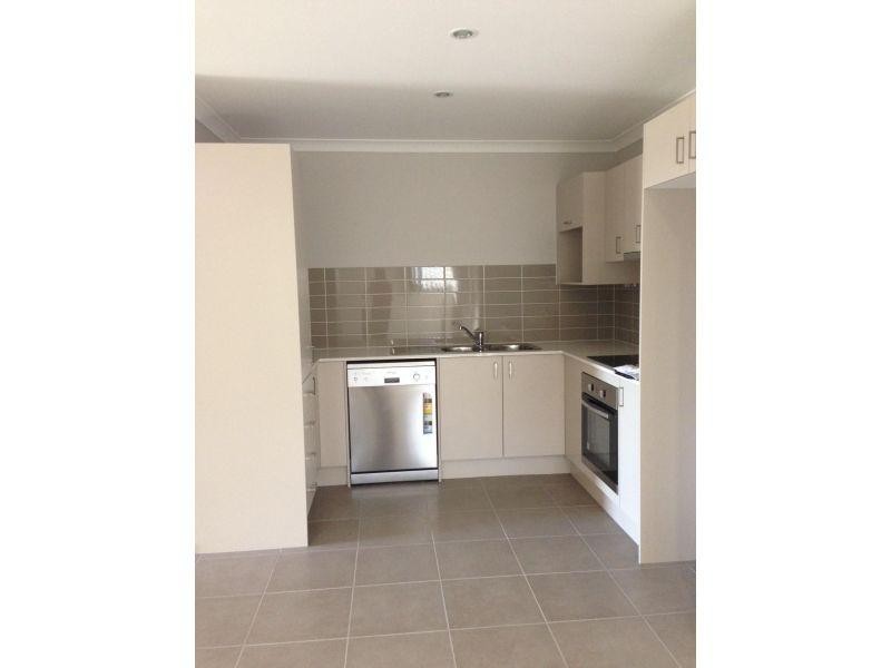 1/30 Toby Close, Kallangur QLD 4503