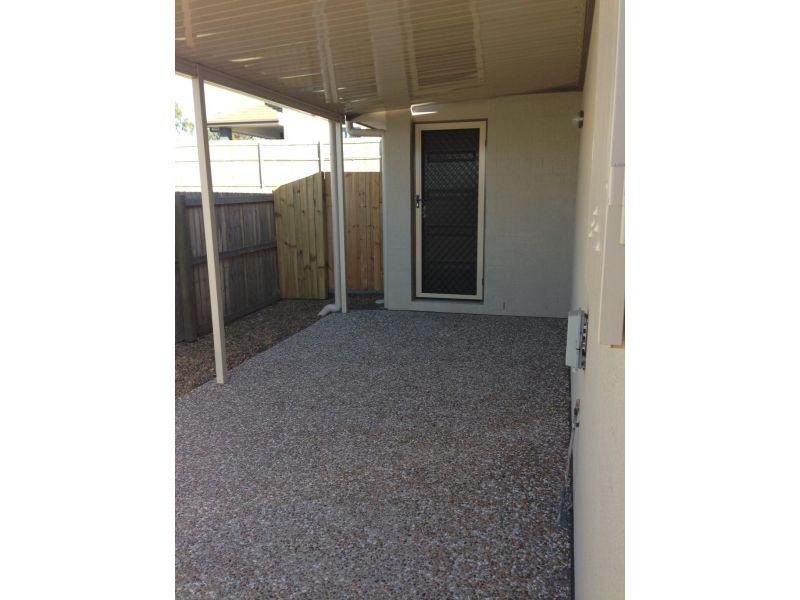 2/30 Toby Close, Kallangur QLD 4503