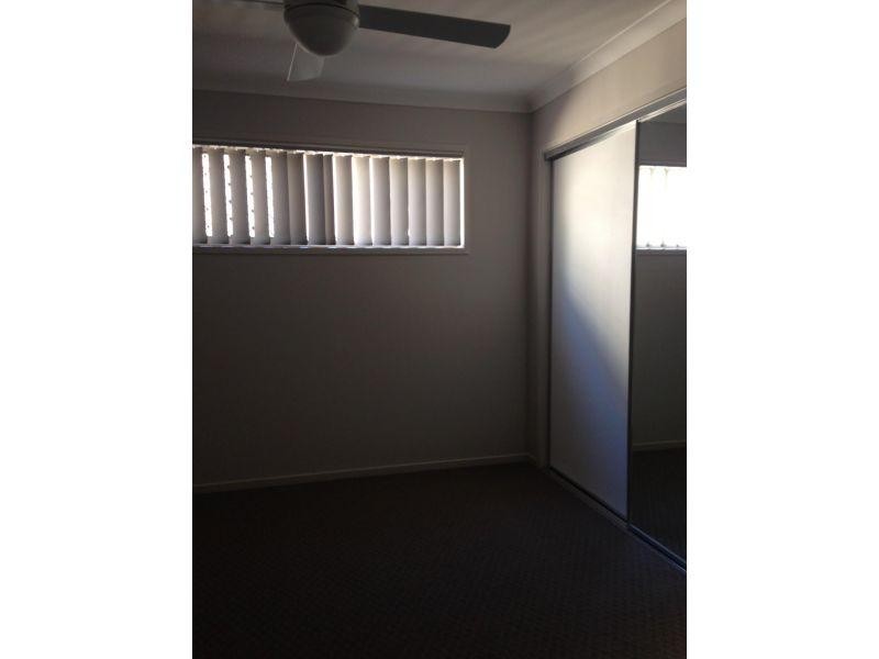 2/30 Toby Close, Kallangur QLD 4503