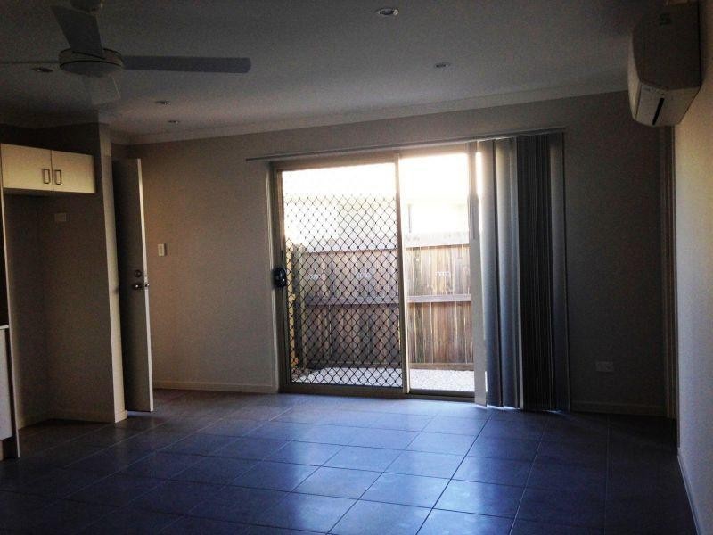 2/30 Toby Close, Kallangur QLD 4503