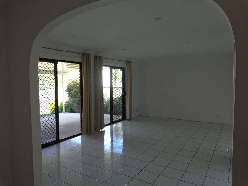 30 Milperra Road, Rochedale South QLD 4123