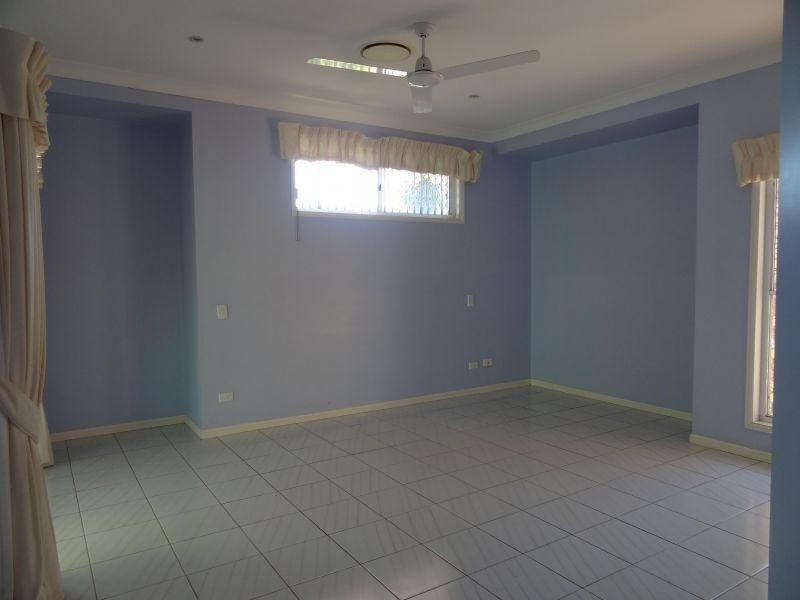 94 Dorsal Drive, Birkdale QLD 4159