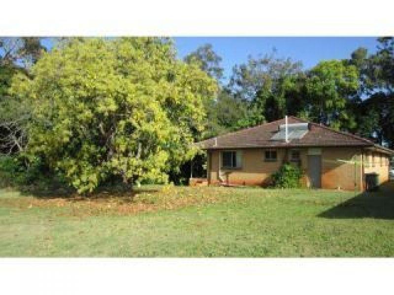 12 Water Street, Cleveland QLD 4163