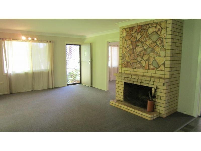 12 Water Street, Cleveland QLD 4163