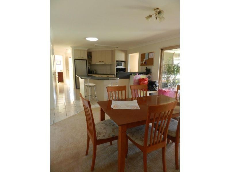 8 Cromwell Court, Alexandra Hills QLD 4161