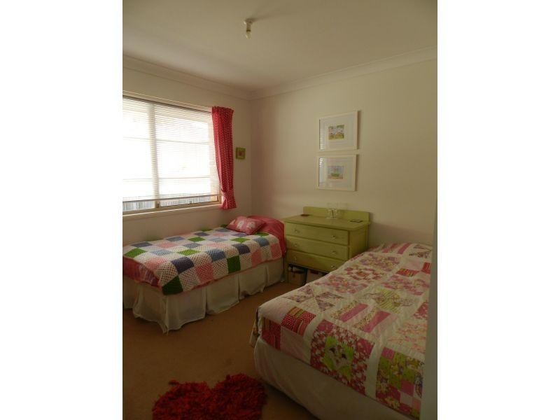 8 Cromwell Court, Alexandra Hills QLD 4161