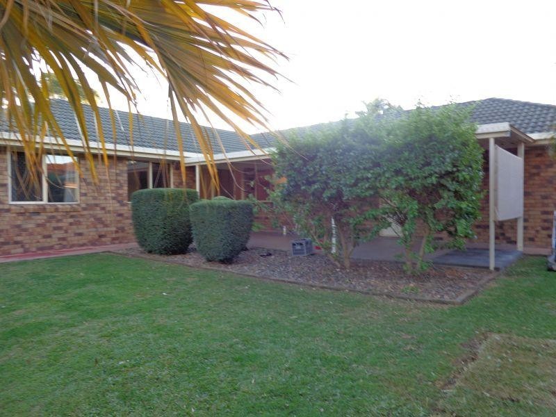 37 Silvara Circuit, Capalaba QLD 4157