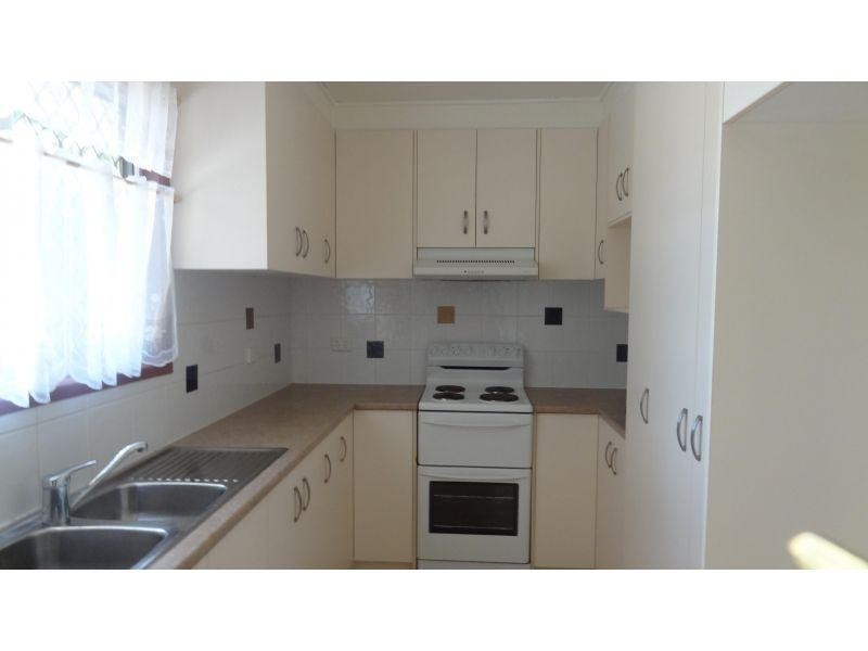 4 Oxley Street, Capalaba QLD 4157