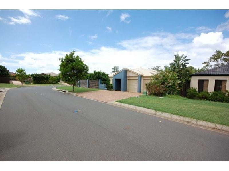 8 Ribonwood Street, Thornlands QLD 4164