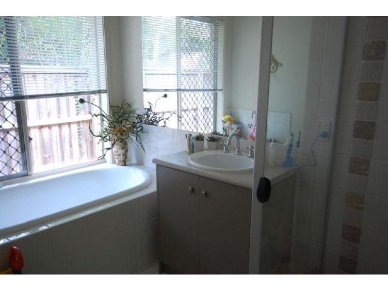 8 Ribonwood Street, Thornlands QLD 4164