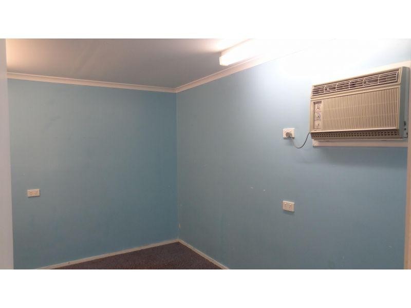 18 Rossinton Street, Birkdale QLD 4159