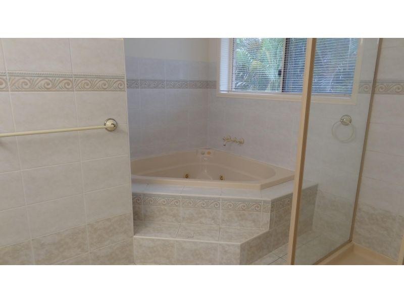 20 Marianne Court, Victoria Point QLD 4165