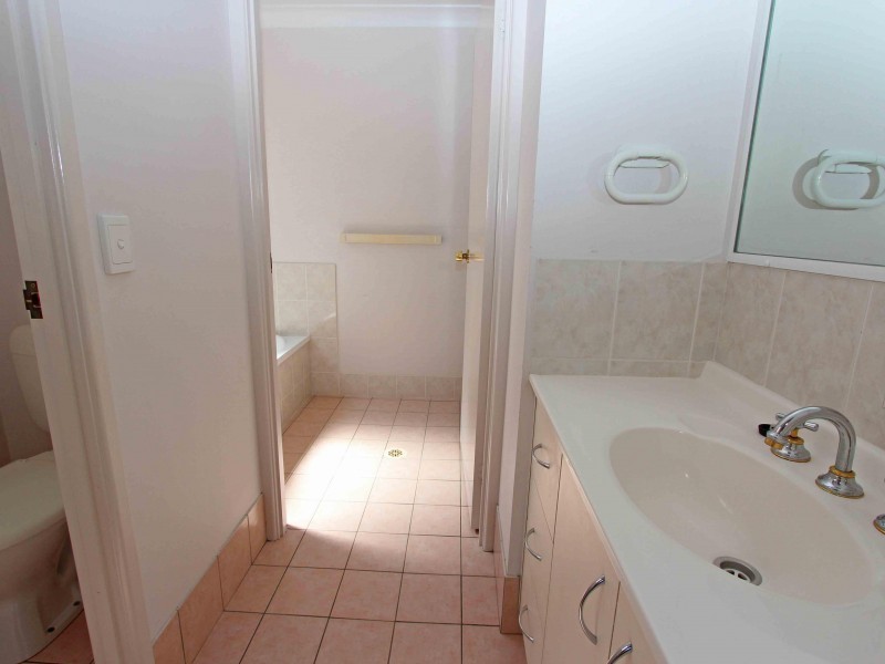 2/19 Jeanne Drive, Victoria Point QLD 4165