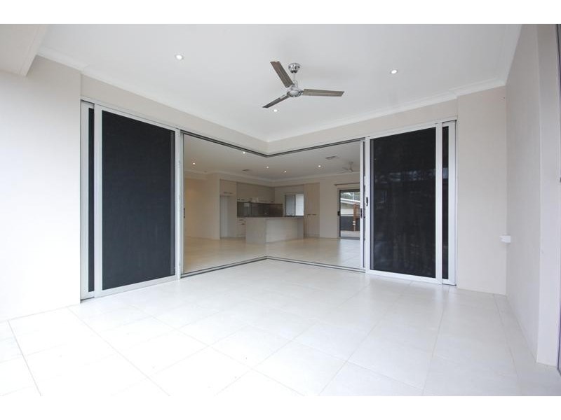 6 Syracuse Street, Redland Bay QLD 4165