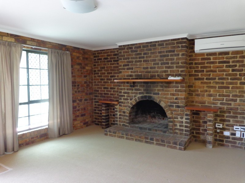 8 Brosnan Drive, Capalaba QLD 4157