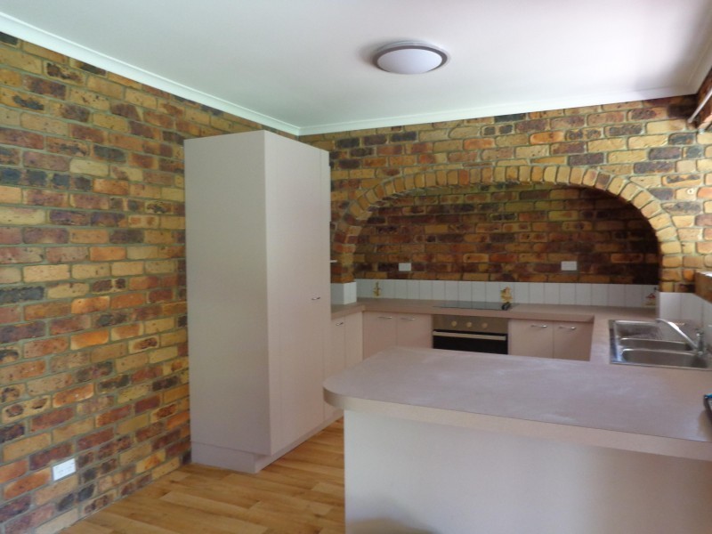 8 Brosnan Drive, Capalaba QLD 4157