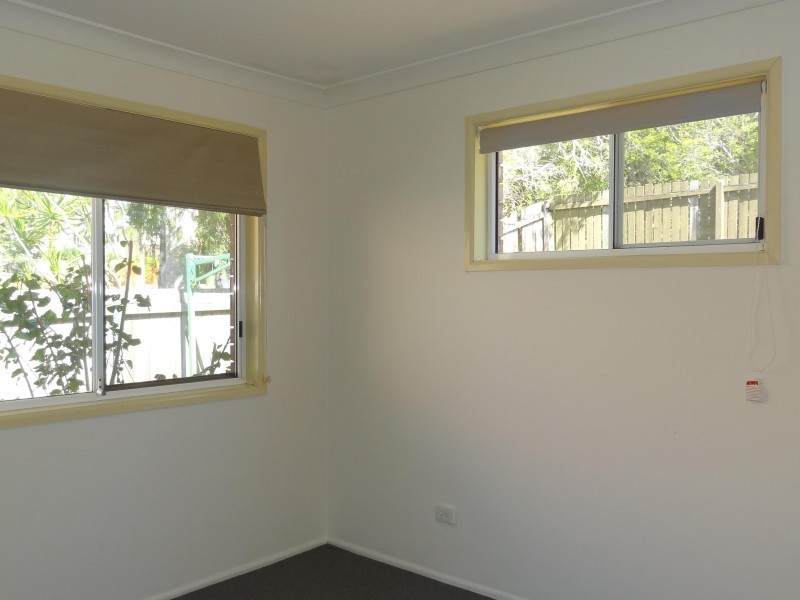 52 Dennis Road, Springwood QLD 4127