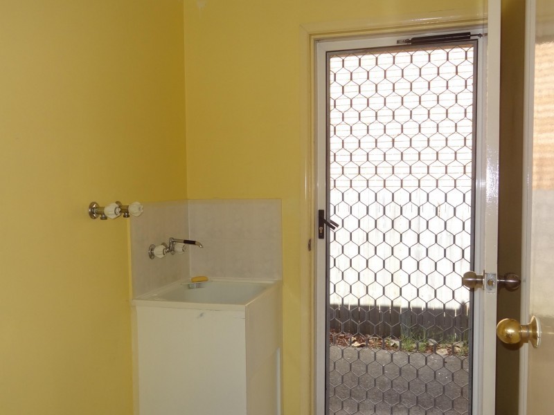 52 Dennis Road, Springwood QLD 4127