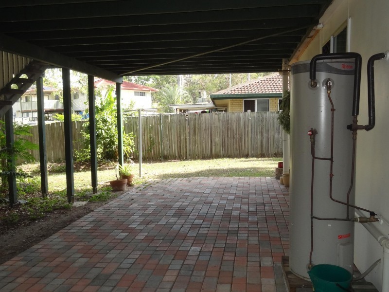 8 Parfrey Road, Rochedale South QLD 4123