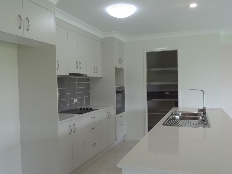 20 Harding Close, Manly West QLD 4179