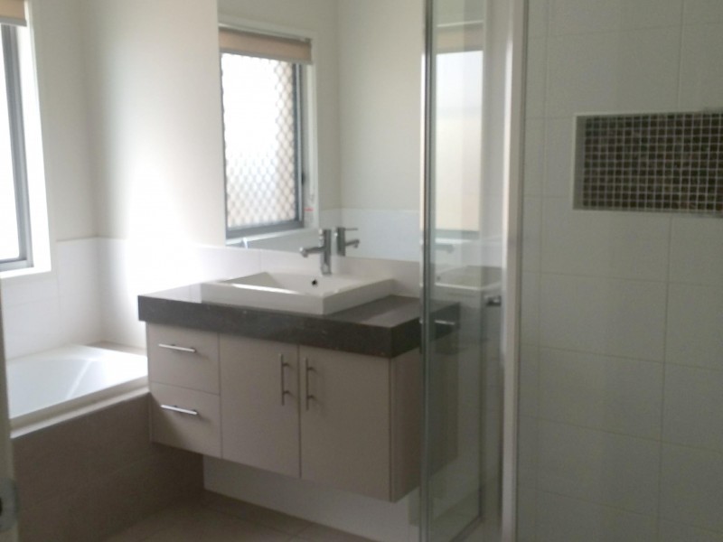 6 Tuckeroo Street, Thornlands QLD 4164