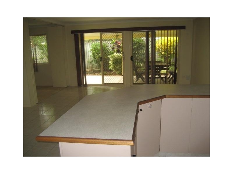 13/10-18 Barron Road, Birkdale QLD 4159