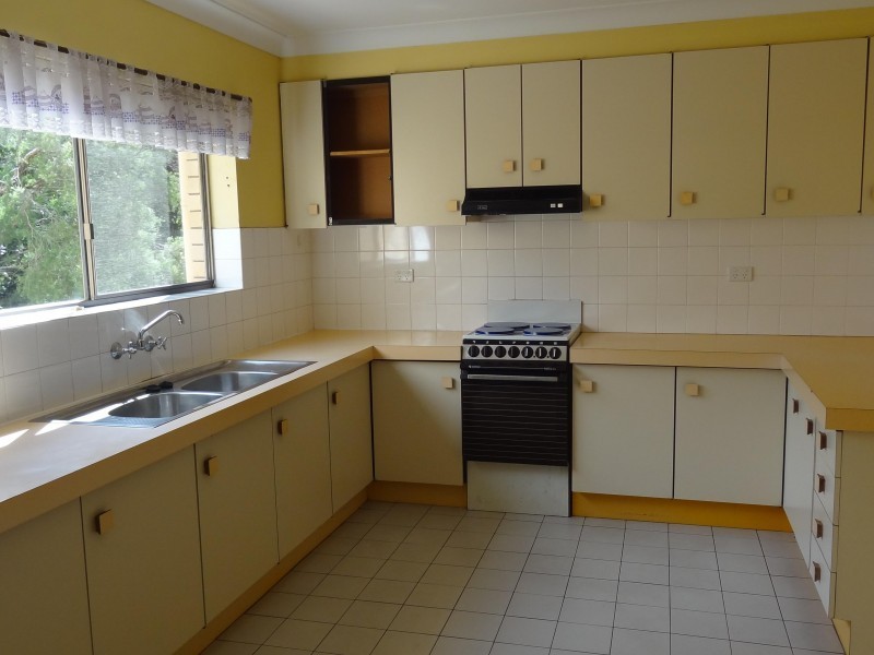 2/19 Alexandra Street, Balmoral QLD 4171