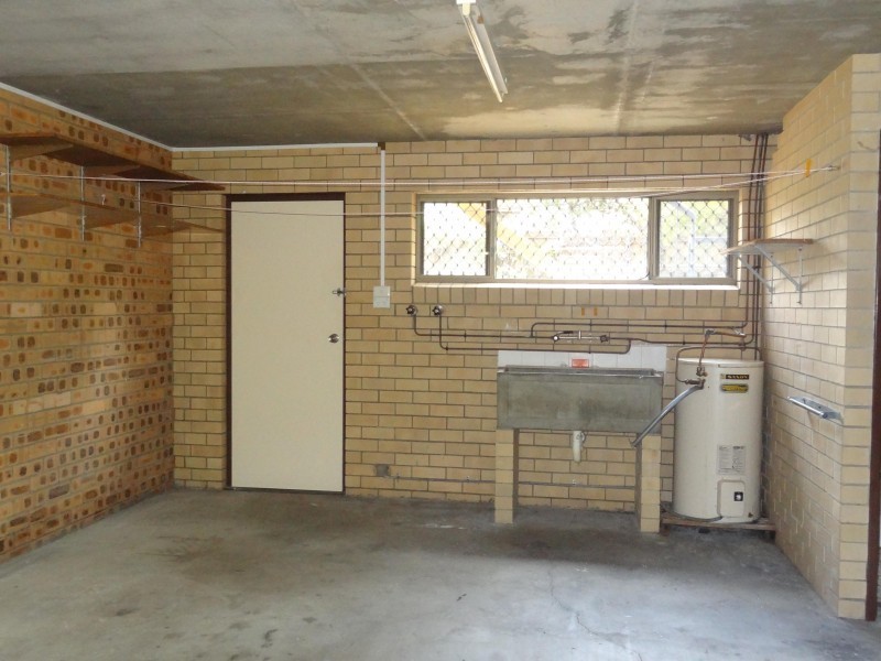 2/19 Alexandra Street, Balmoral QLD 4171