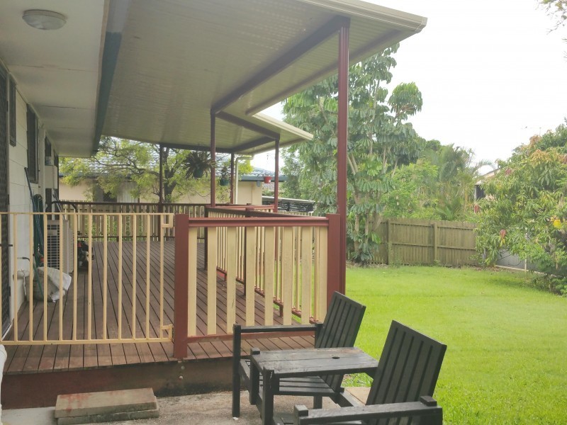 17 Lark Street, Birkdale QLD 4159