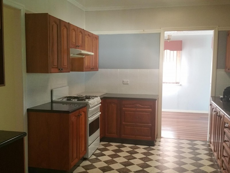 39 Gibson Crescent, Holland Park QLD 4121