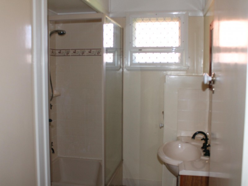 39 Gibson Crescent, Holland Park QLD 4121