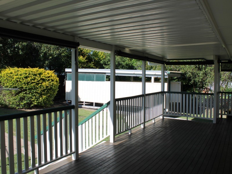 39 Gibson Crescent, Holland Park QLD 4121