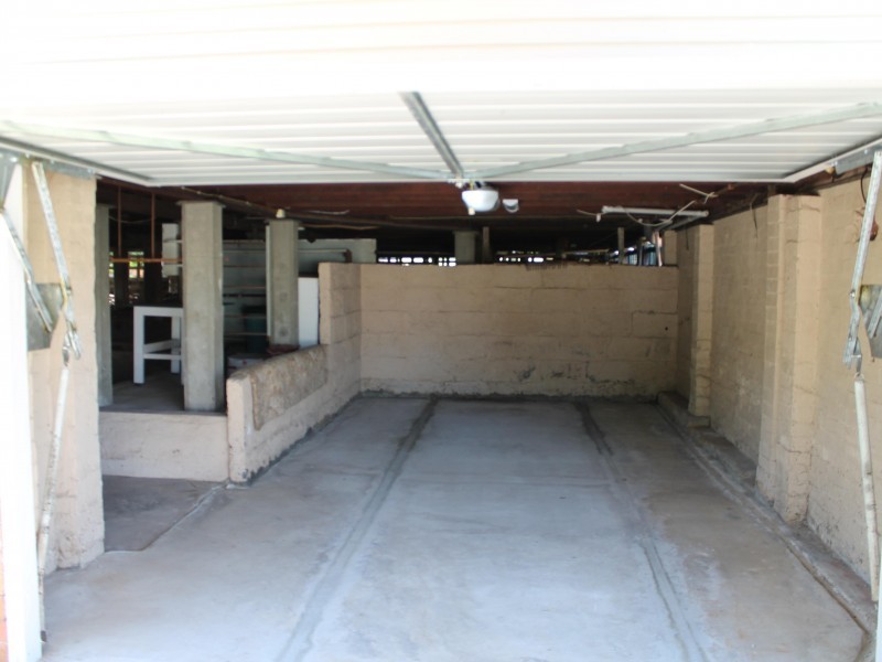 39 Gibson Crescent, Holland Park QLD 4121