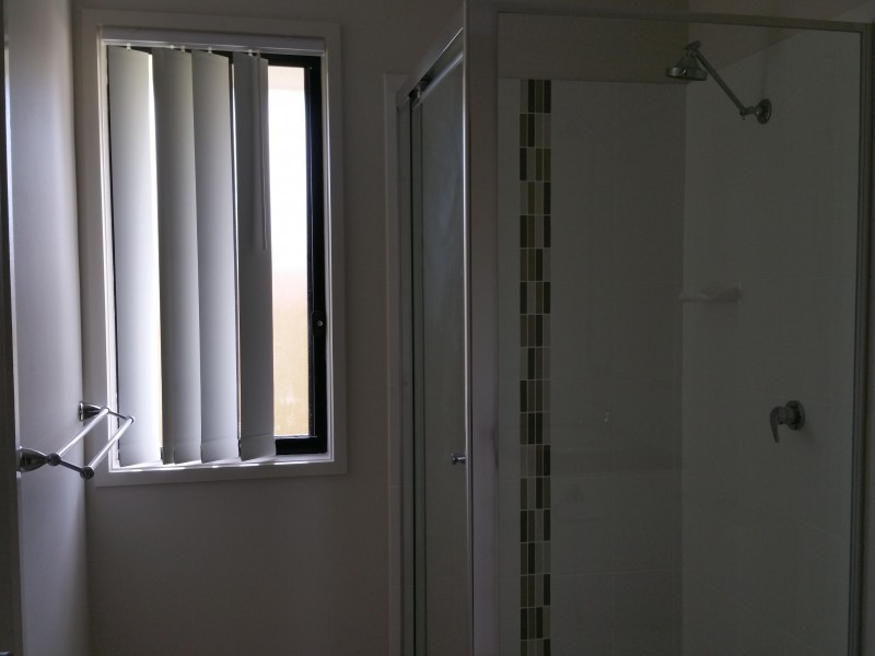 10B St Andrews Drive, Leichhardt QLD 4305