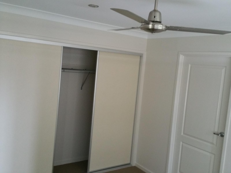 10B St Andrews Drive, Leichhardt QLD 4305