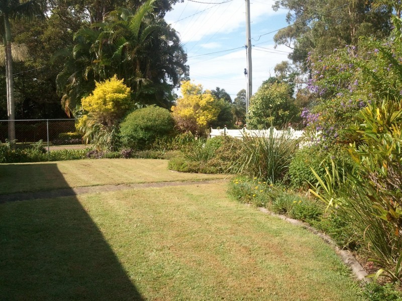 12 Valantine Road, Birkdale QLD 4159